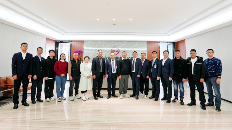 生生農(nóng)業(yè)集團(tuán)與通威展開(kāi)深入交流，共謀合作發(fā)展新篇章